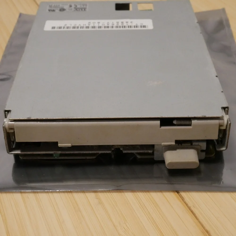 TUV CITIZEN 3.5 inch 1.44MB Floppy Disk Drive 388617-802 Tested $ Working - 30